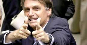 Bolsonaro promove algazarra autoritária, diz Folha em editorial