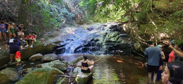 Hotel tem trilha que leva a uma pequena cachoeira