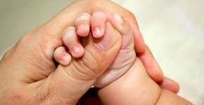 Licença-paternidade de servidores públicos do Rio de Janeiro é estendida para 30 dias