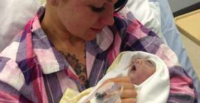 Bebê que viveu por 100 minutos torna-se o mais jovem doador de órgãos da Grã-Bretanha