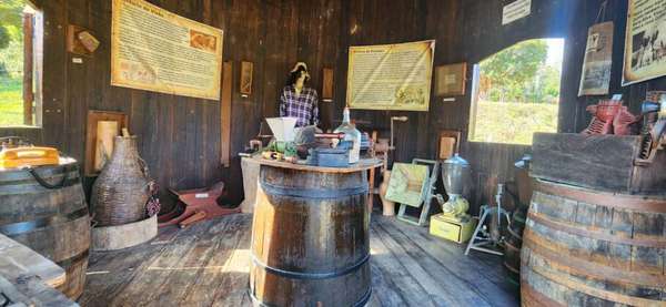 Interior do pequeno museu