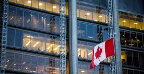 Agência recruta brasileiros para 100 vagas de trabalho no Canadá