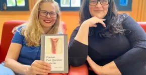 Sarau na Casa da Palavra celebra obra da poetisa Paola Zanei