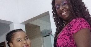 Mãe implora por vacina após filha de 8 anos morre de covid