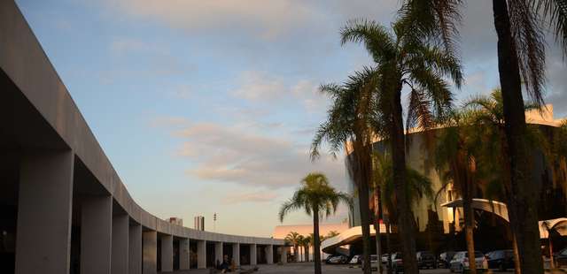 Conheça a Barra Funda: dicas de passeios para aproveitar a região