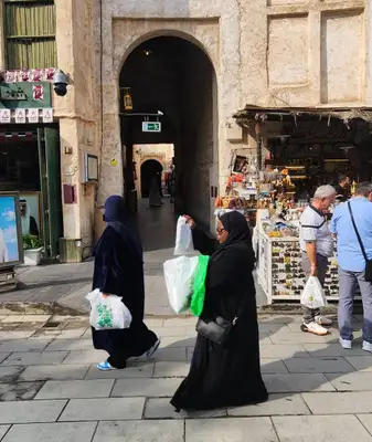 Souq Waqif, mercado tradicional que preserva a atmosfera histórica de Doha