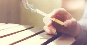 Estudo aponta riscos para quem fuma apenas um cigarro por dia