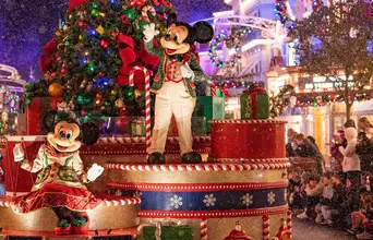 Secondary news: O que muda nos parques da Disney durante o Natal