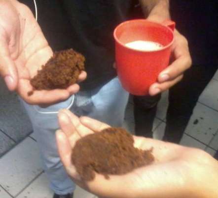 E.E. Professor Alberto Conte - São Paulo - 09h30 - Resto de bolo com leite