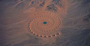 Obra alienígena? Conheça a enorme espiral de areia que enfeita o Deserto do Saara