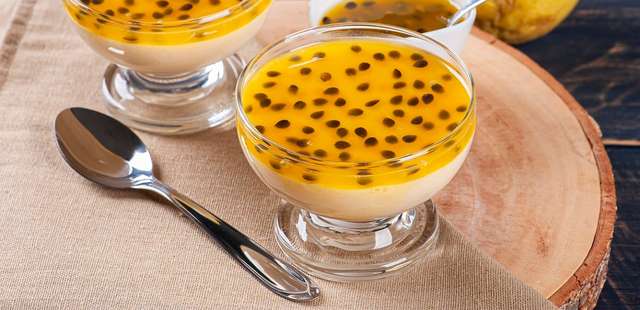 Mousse de maracujá com 4 ingredientes? Sim, e fica perfeito