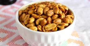 Amendoim temperado que é uma delícia para petiscar