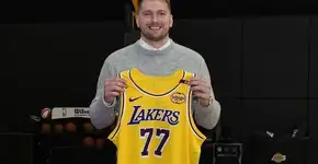 Tudo sobre Luka Doncic nos Lakers: estreia, salário e número da camisa