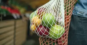 Esta fruta foi eleita a mais saudável do mundo e você tem em casa