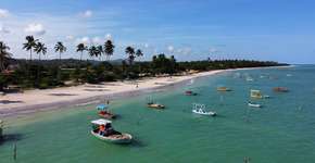 Parece as Maldivas, mas é no Brasil e faz muito sucesso