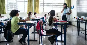 Pedagoga revela o que avaliar ao escolher a escola de uma criança com autismo