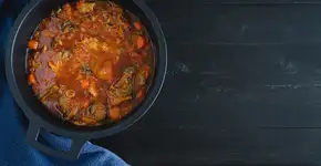 Bife na panela de pressão: praticidade e sabor em minutos