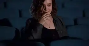 Os 13 porquês do suicídio