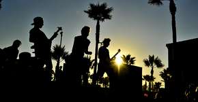 Pop e rock aumentam em até 40% a produção de energia em painéis solares