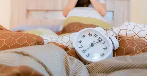 O segredo para ensinar seu corpo a acordar cedo todos os dias