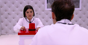 BBB20: Manu aperta o botão vermelho e vai direto para o paredão