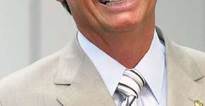 Em entrevista, Jair Bolsonaro chama refugiados de “escória do mundo”