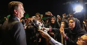 Bolsonaro faz novo comentário machista a jornalistas na Arábia Saudita