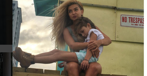 Conheça a história da menina que tem o coração fora do peito