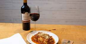 Entre sabores e vinhos: Abbraccio promove experiência de menu harmonizado a partir de R$ 139