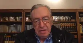 #Xatiado com Bolsonaro, Olavo de Carvalho ameaça derrubar ‘governo de merda’