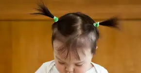 Bebê que convive com livros pode ter melhor desempenho escolar