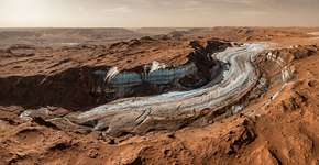 A NASA explora a superfície de Marte e encontra vestígios de “camadas de gelo” datados de 3,6 bilhões de anos