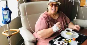 Mamma Bruschetta passa por cirurgia para retirar câncer no esôfago