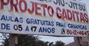 Ex-usuário de drogas ensina jiu-jítsu de graça a jovens