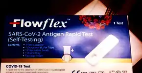 Governo descarta distribuir autoteste de covid pelo SUS