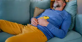 Cochilo que pode sair caro: um alerta da ciência sobre hipertensão e derrame