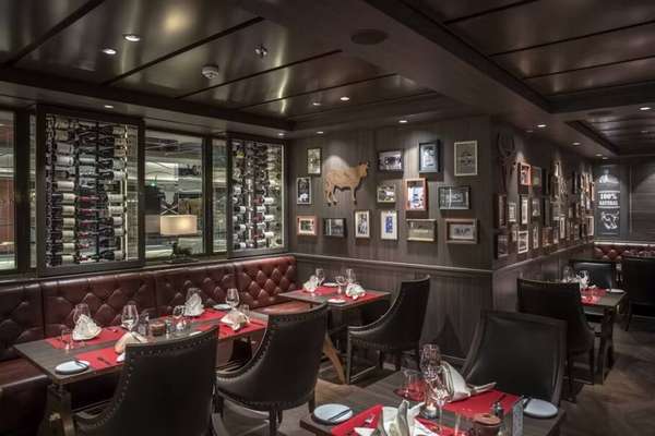 O Butcher's Cut Steakhouse é especializado em carnes