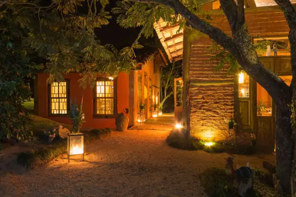 Área externa do lounge e restaurante 