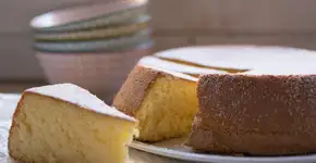 Bolo de pão de queijo delicioso
