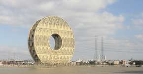 China inaugura edifício em formato de rosquinha