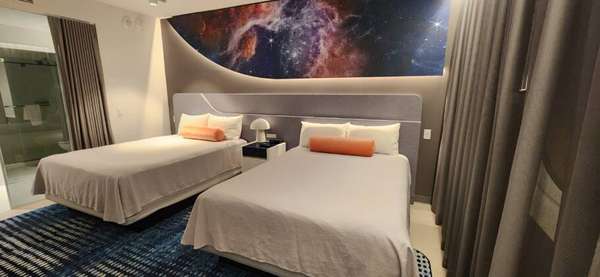 Quartos são espaços e bem práticos