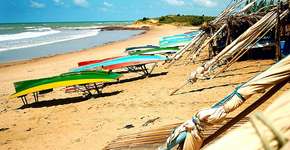 As cidades praianas com hospedagens mais baratas para o verão