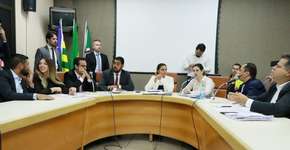 Criação de vídeos clipes com aparelhos celulares no CCJ