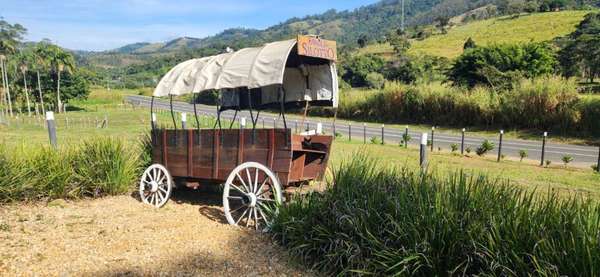 Área externa da Vinícola Família Silotto