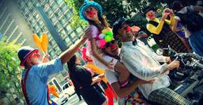 Palhaceata invade Avenida Paulista para celebrar a paz