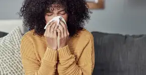 8 chás caseiros para aliviar a tosse seca, alérgica ou com catarro