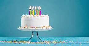 Tema de bolo de festa de aniversário vira discussão no WhatsApp