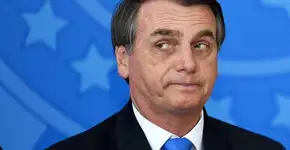 Torcedor do Palmeiras xinga Bolsonaro e é retirado da arquibancada