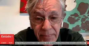 Caetano Veloso desaba em lágrimas ao falar sobre morte de Gal Costa