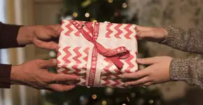 Fuja do óbvio: 6 tipos de assinaturas para você dar de presente neste Natal
